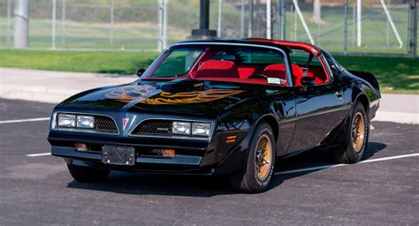 pontiac firebird trans am